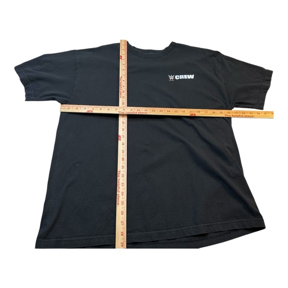 WWE Crew Black Short Sleeve Graphic Tee Shirt Size X-Large - Picture 3 of 5